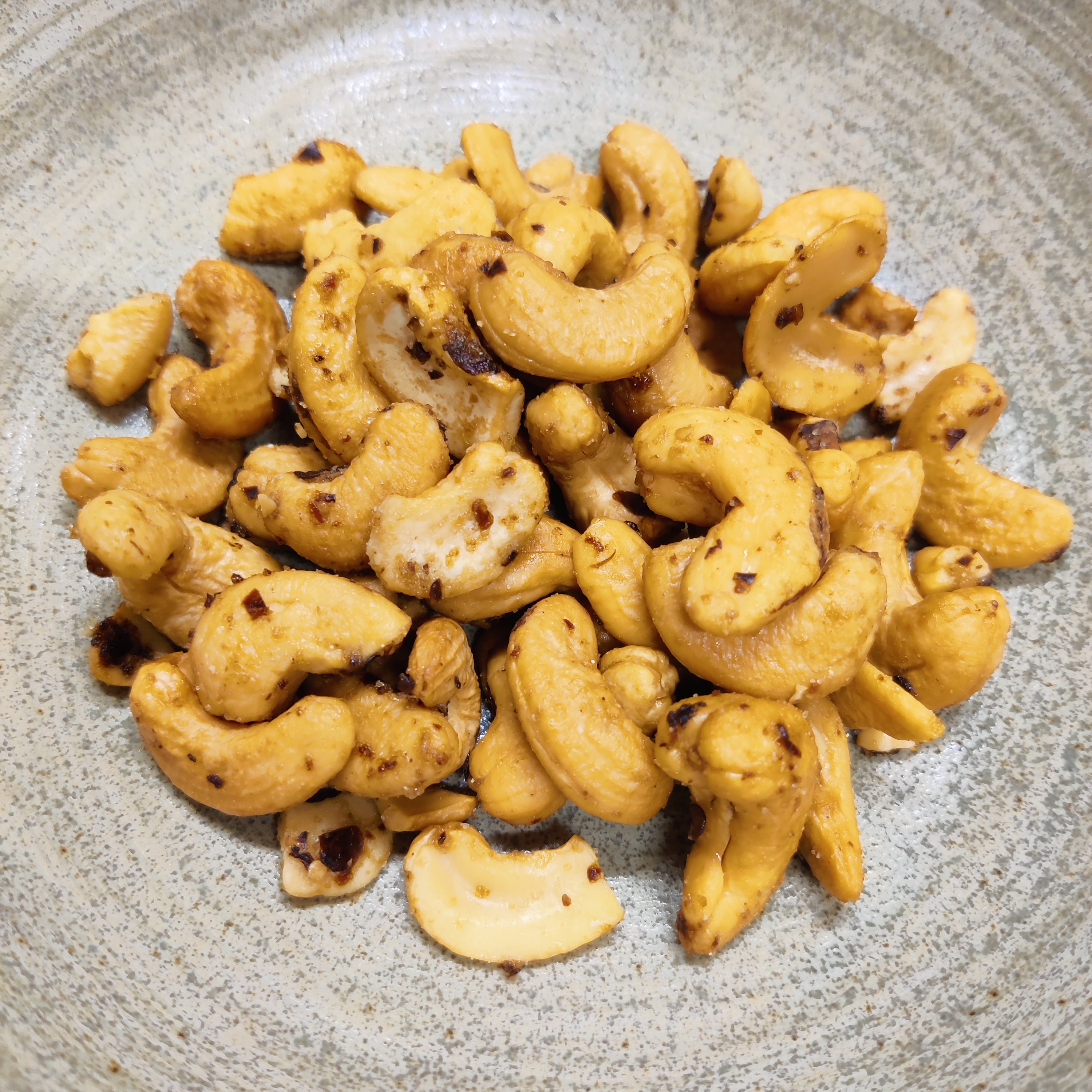 Salt and Spicy Cashew Nuts — 80g